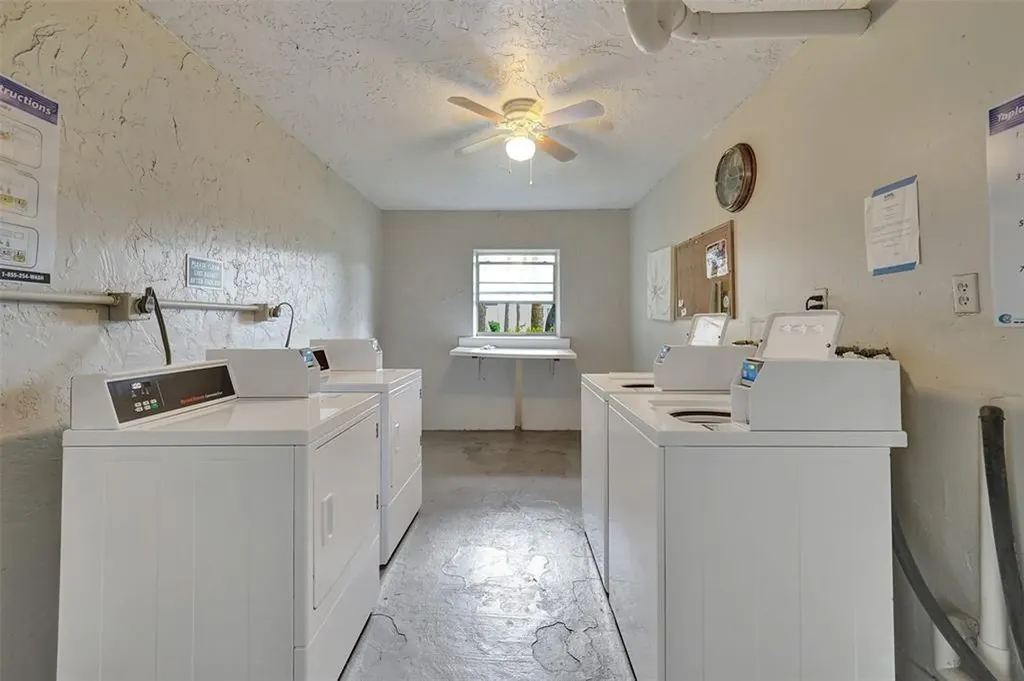 9440 Poinciana Place Davie FL 33324