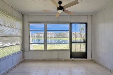 9440 Poinciana Place Davie FL 33324