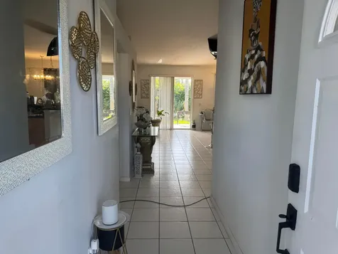 1011 Salmon Isle Greenacres FL 33413