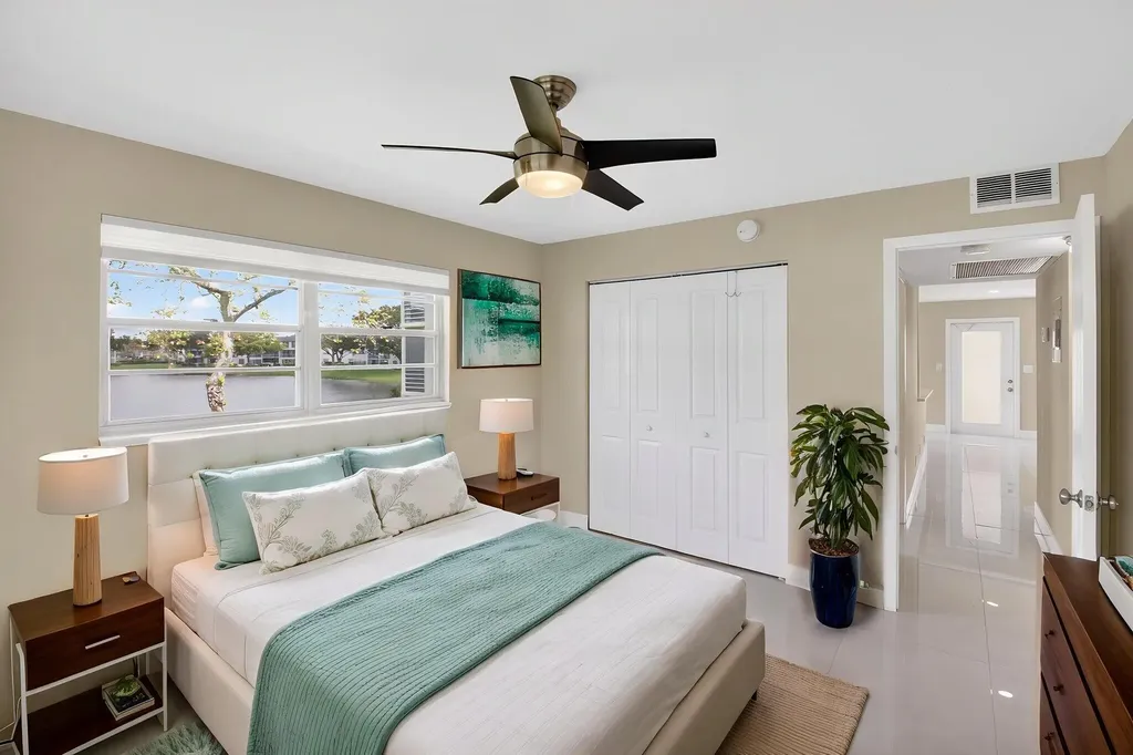 144 Fanshaw D Boca Raton FL 33434