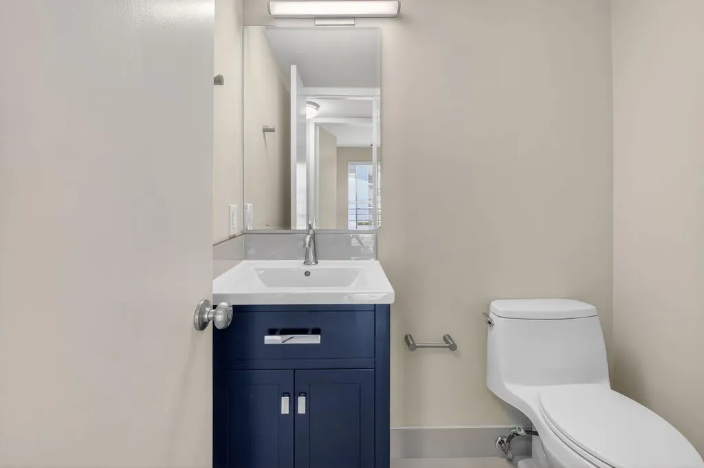 144 Fanshaw D Boca Raton FL 33434