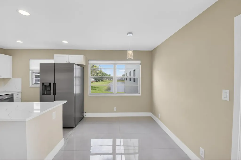 144 Fanshaw D Boca Raton FL 33434