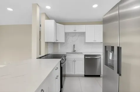 144 Fanshaw D Boca Raton FL 33434