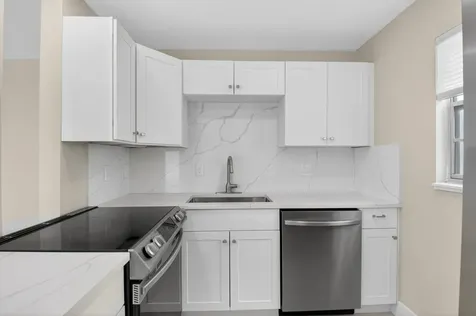 144 Fanshaw D Boca Raton FL 33434
