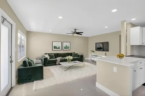 144 Fanshaw D Boca Raton FL 33434
