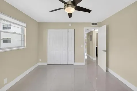 144 Fanshaw D Boca Raton FL 33434