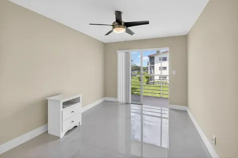 144 Fanshaw D Boca Raton FL 33434