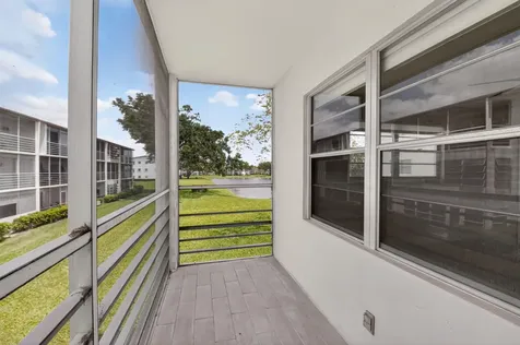 144 Fanshaw D Boca Raton FL 33434