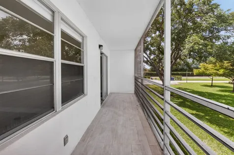 144 Fanshaw D Boca Raton FL 33434