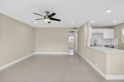 144 Fanshaw D Boca Raton FL 33434