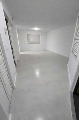 8657 SW 5th Street Pembroke Pines FL 33025