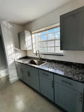 8657 SW 5th Street Pembroke Pines FL 33025