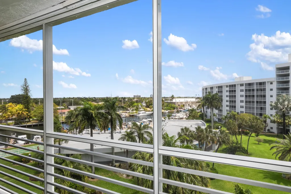 2731 NE 14th Street Causeway NE Pompano Beach FL 33062