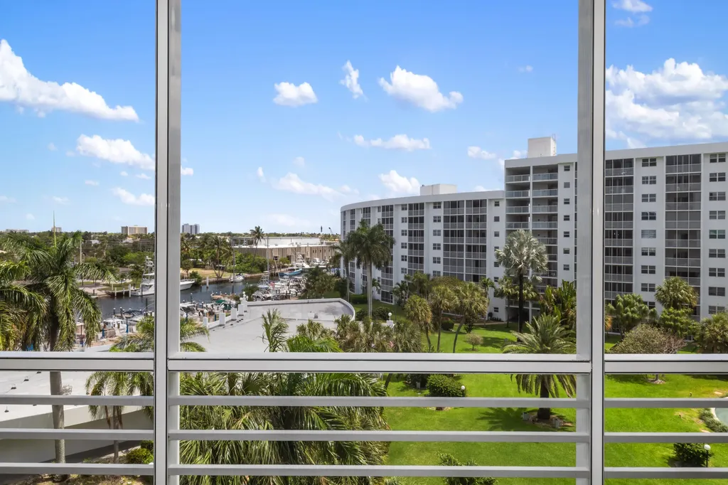 2731 NE 14th Street Causeway NE Pompano Beach FL 33062
