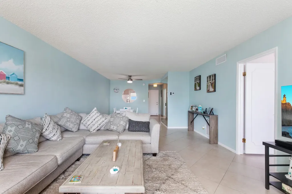 2731 NE 14th Street Causeway NE Pompano Beach FL 33062