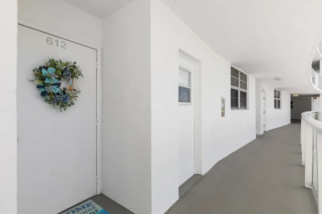 2731 NE 14th Street Causeway NE Pompano Beach FL 33062