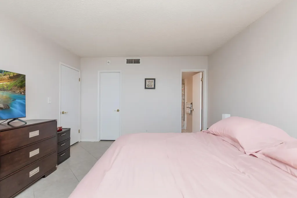 2731 NE 14th Street Causeway NE Pompano Beach FL 33062