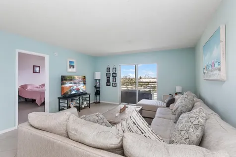 2731 NE 14th Street Causeway NE Pompano Beach FL 33062