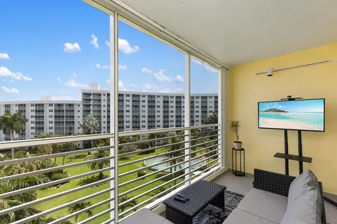 2731 NE 14th Street Causeway NE Pompano Beach FL 33062