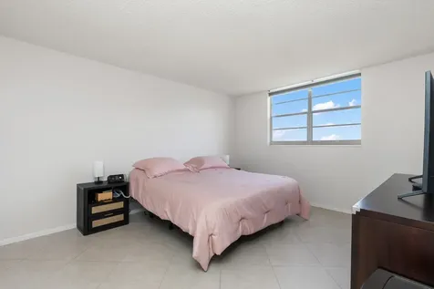2731 NE 14th Street Causeway NE Pompano Beach FL 33062