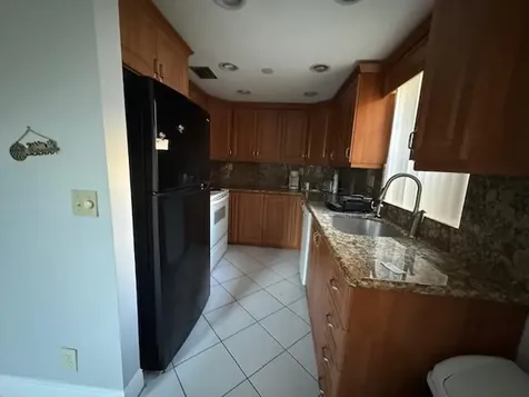 107 Flanders Delray Beach FL 33484