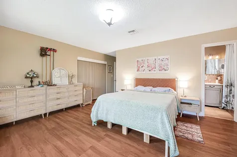 3033 NW 95th Avenue Coral Springs FL 33065