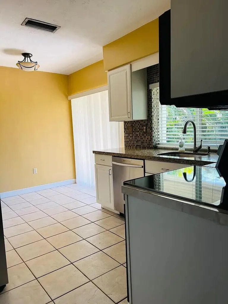 8136 NW 21st Court Sunrise FL 33322