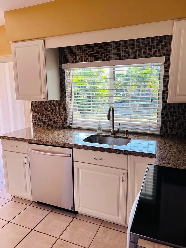 8136 NW 21st Court Sunrise FL 33322