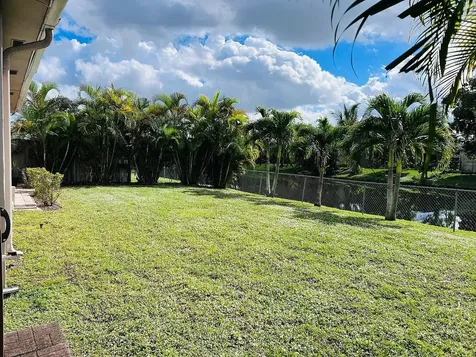 8136 NW 21st Court Sunrise FL 33322