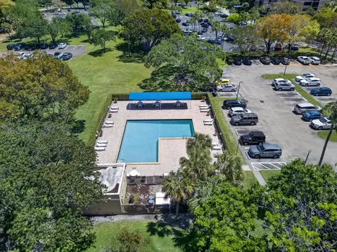 16325 Golf Club Road Weston FL 33326