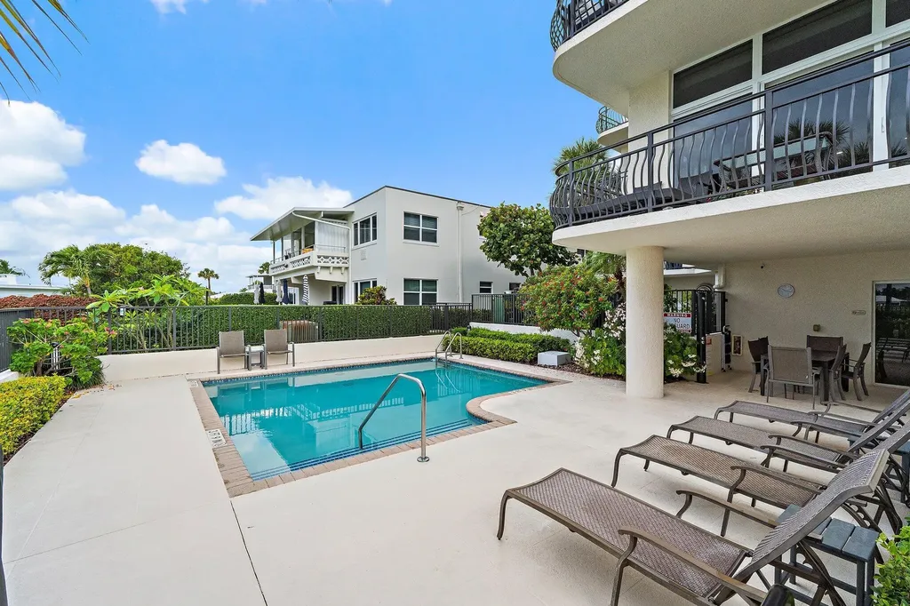 314 Inlet Way Palm Beach Shores FL 33404