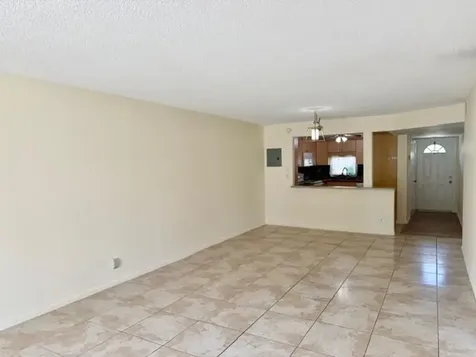 8940 S Hollybrook Boulevard Pembroke Pines FL 33025