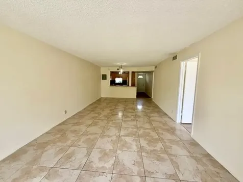 8940 S Hollybrook Boulevard Pembroke Pines FL 33025