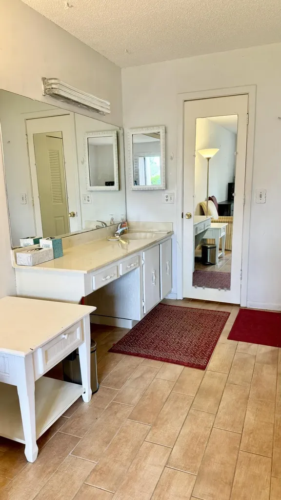 1551 NW 20th Avenue Delray Beach FL 33445
