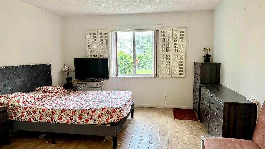 1551 NW 20th Avenue Delray Beach FL 33445