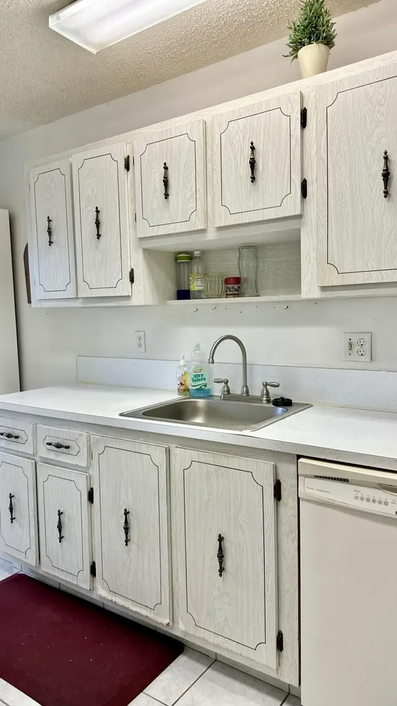 1551 NW 20th Avenue Delray Beach FL 33445
