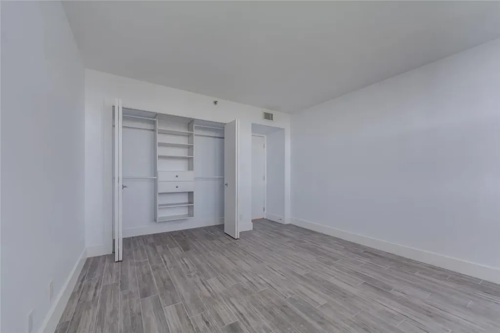 625 Oaks Drive Pompano Beach FL 33069