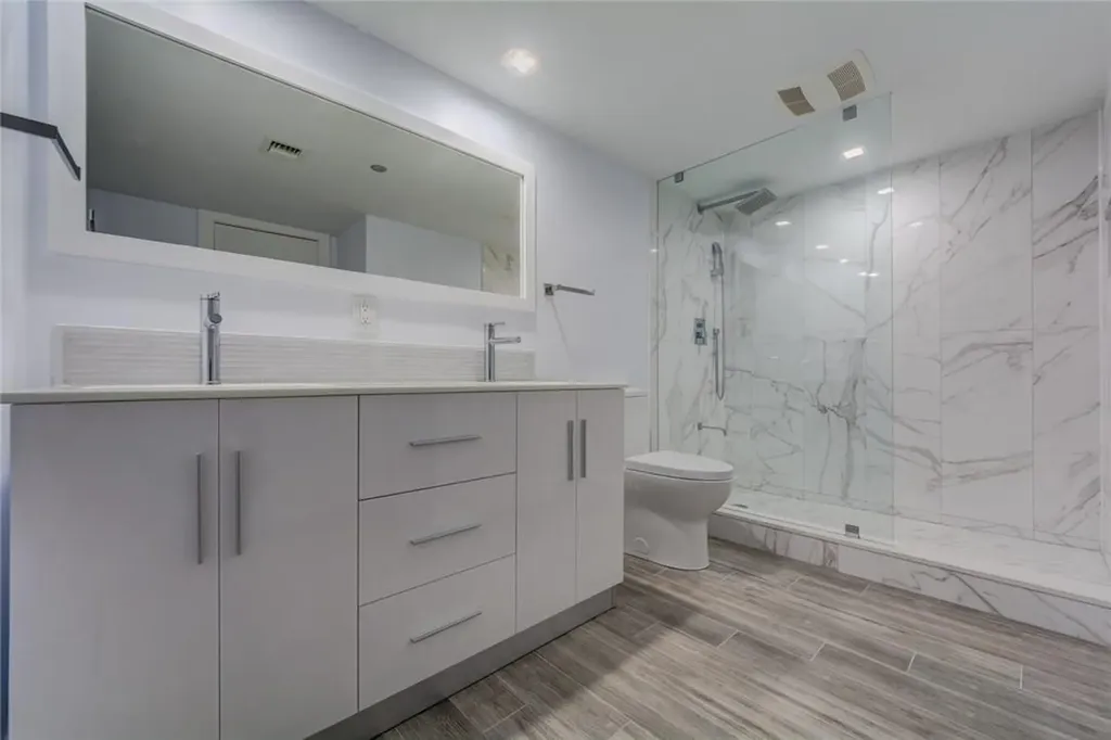 625 Oaks Drive Pompano Beach FL 33069
