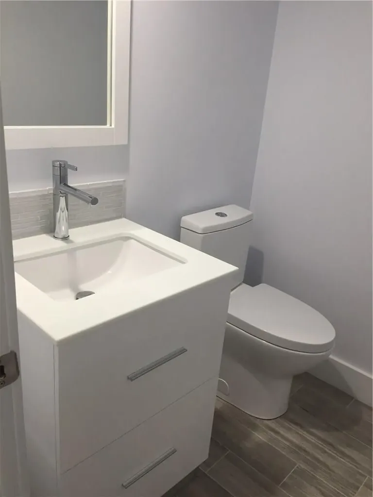625 Oaks Drive Pompano Beach FL 33069