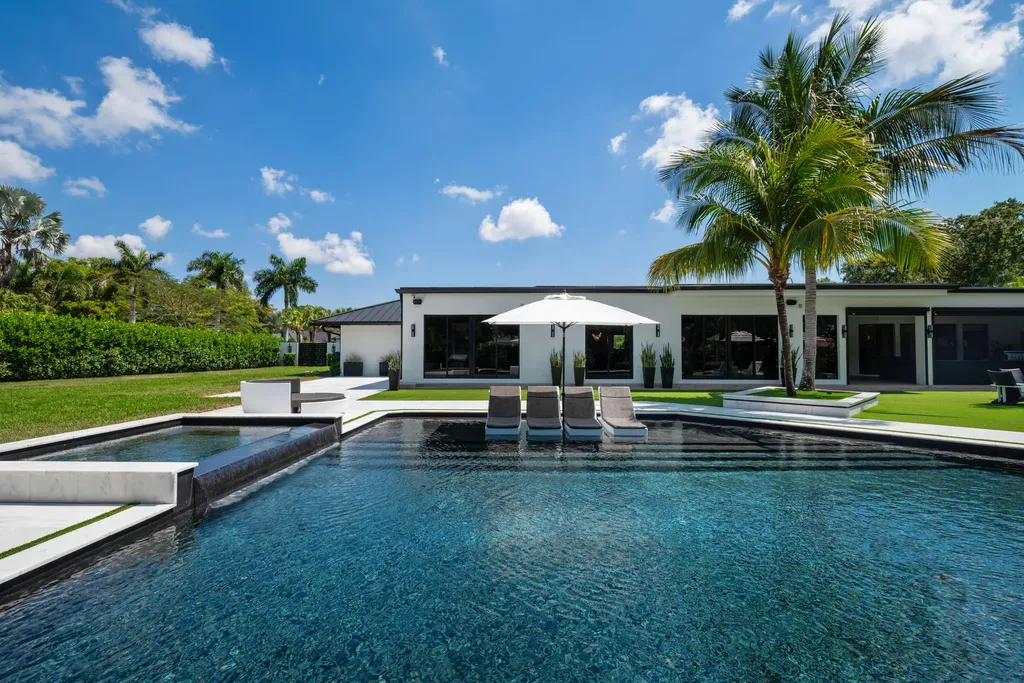 17872 W Fieldbrook Circle W Boca Raton FL 33496