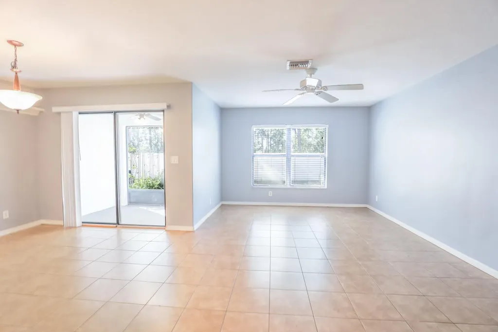 5064 NW Coventry Circle Port St Lucie FL 34986