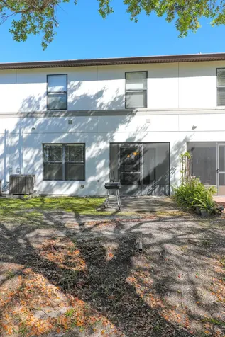 5064 NW Coventry Circle Port St Lucie FL 34986
