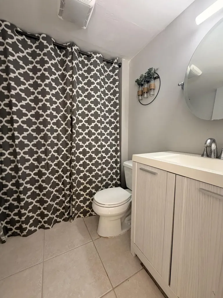 812 8th Way West Palm Beach FL 33407