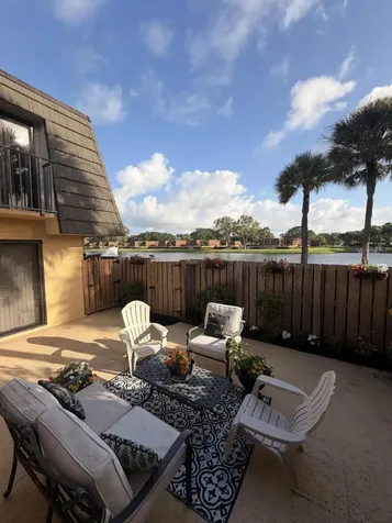 812 8th Way West Palm Beach FL 33407