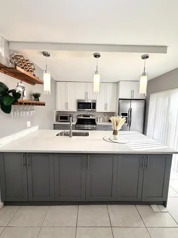 812 8th Way West Palm Beach FL 33407