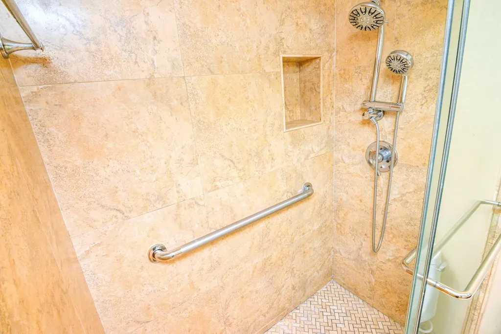 2661 S Course Drive Pompano Beach FL 33069