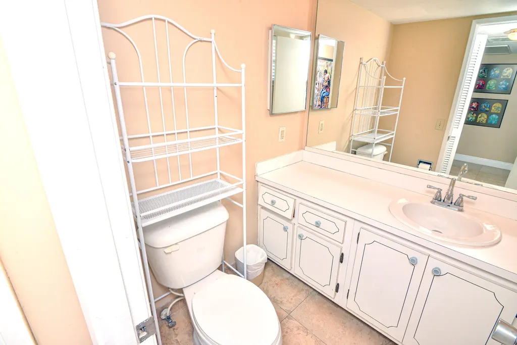 2661 S Course Drive Pompano Beach FL 33069