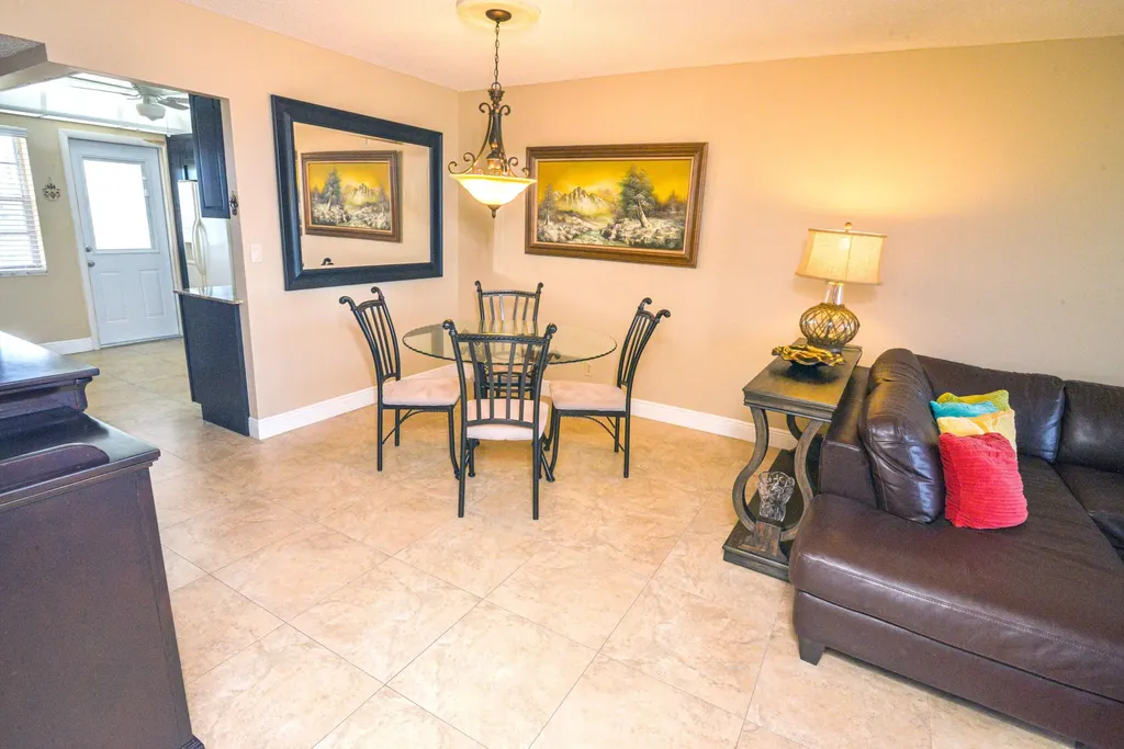 2661 S Course Drive Pompano Beach FL 33069