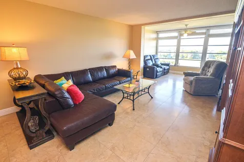 2661 S Course Drive Pompano Beach FL 33069