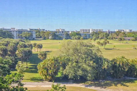 2661 S Course Drive Pompano Beach FL 33069